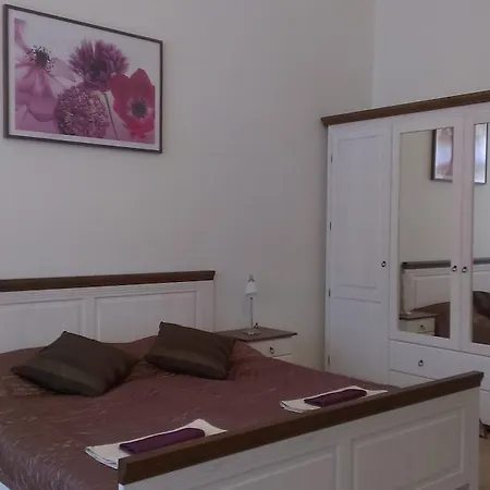 Charles Iv Apartment Prague