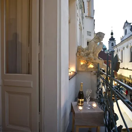 Charles Iv Apartment *