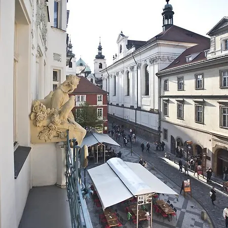 Charles Iv Apartment Prag