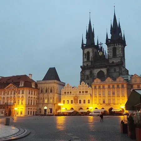 Charles Iv Apartment *
