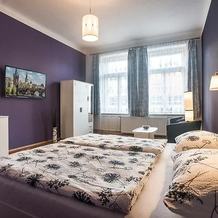 Charles Iv Apartment Prag